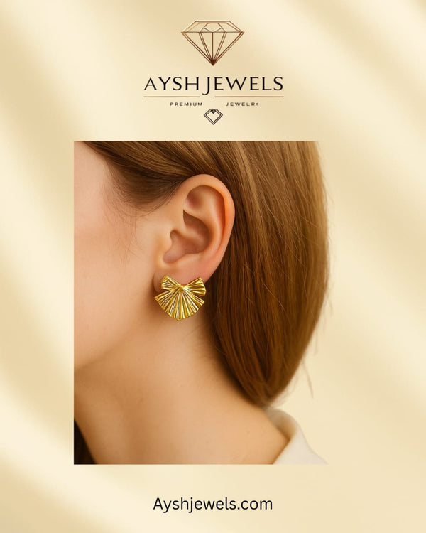 Golden shell earings