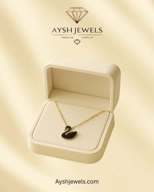 Black swan pendant