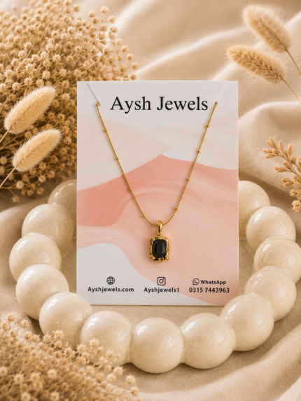 Vintage Black Onyx Pendant Necklace